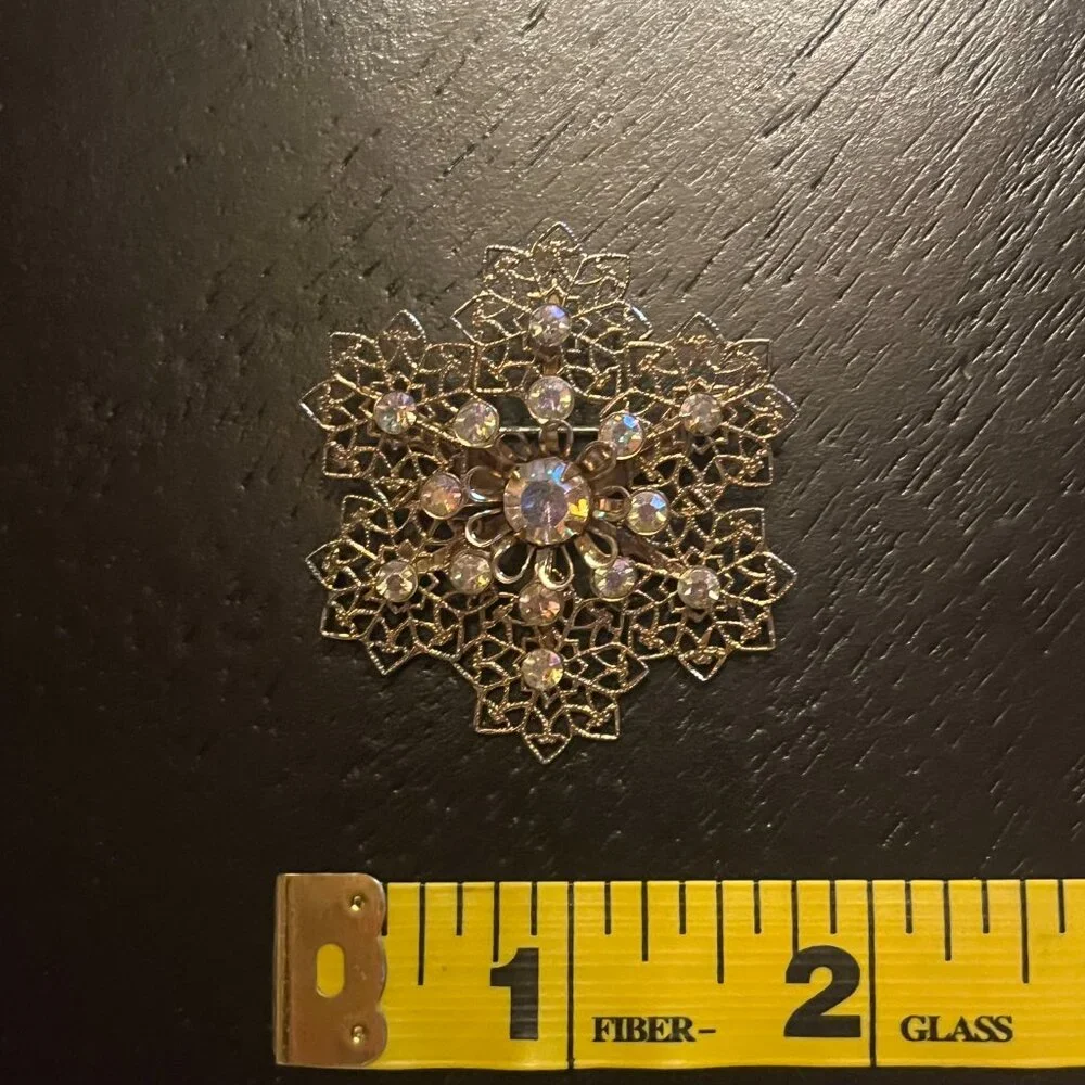 Vintage Gold Tone Snowflake Brooch with Aurora Borealis Rhinestones AB